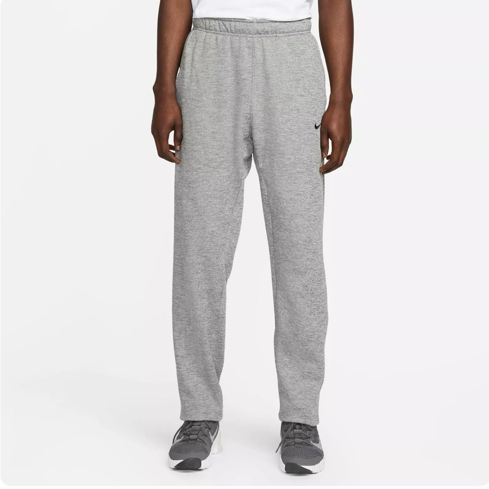 Men’s Nike Gray Sweatpants size XL